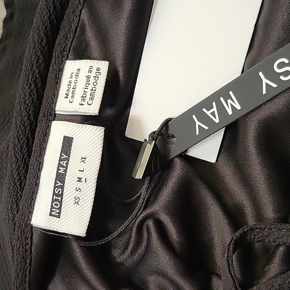 Noisy May - Short Black Dress With Straps Size Medium - Picture 8 of 15